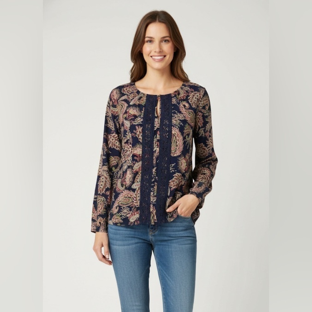 Collective concepts paisley and crochet print blouse size small